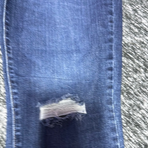 CLOSET CLOSING Levi’s 721 High Rise Skinny Women's Blue Jeans Bundle - Picture 5 of 13